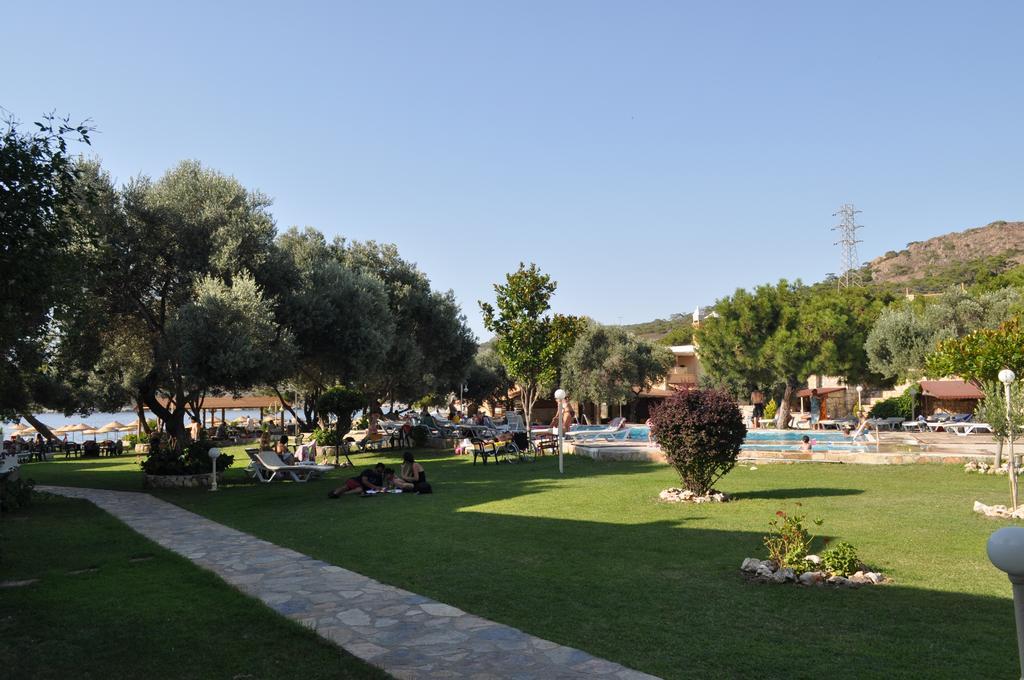 Club Mackerel Holiday Village Foça Luaran gambar