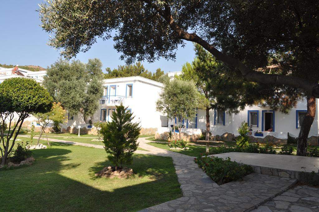 Club Mackerel Holiday Village Foça Luaran gambar