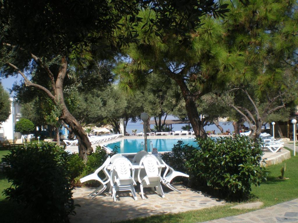 Club Mackerel Holiday Village Foça Luaran gambar